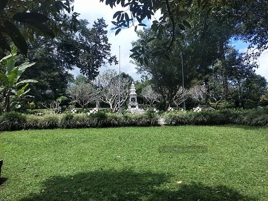 Makam Jerman Arca Domas